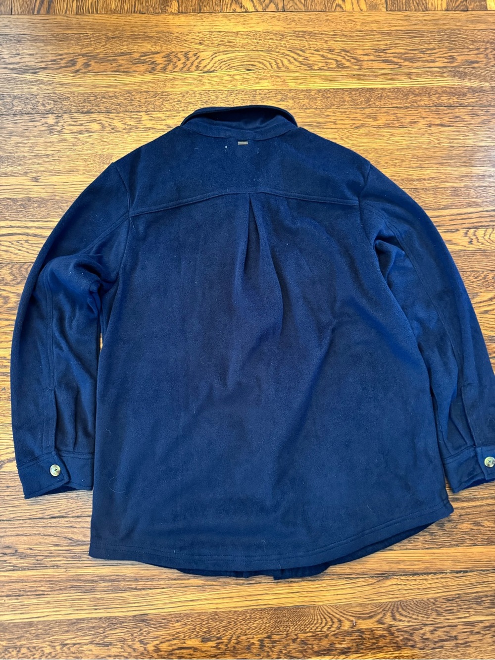 Navy Button-Front Fleece Shacket - Picture 9 of 12